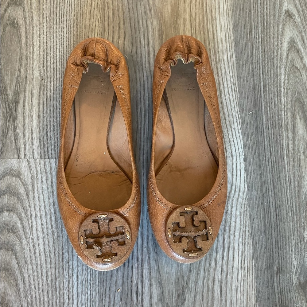 Tory Burch | Brown Reva Flats